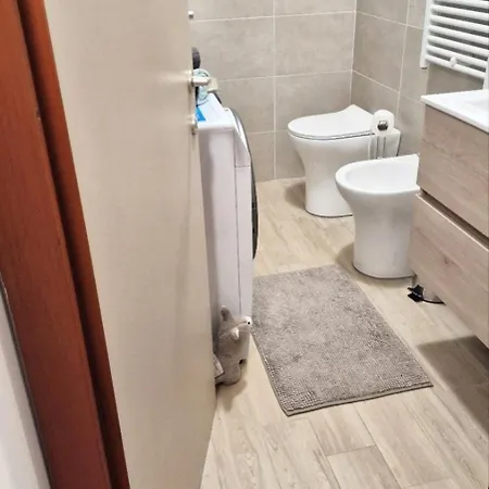 Nido In Centro - No Ztl - Zona Universita, Piano 1 Con Ascensore, Clima E Wi-fi - Keki